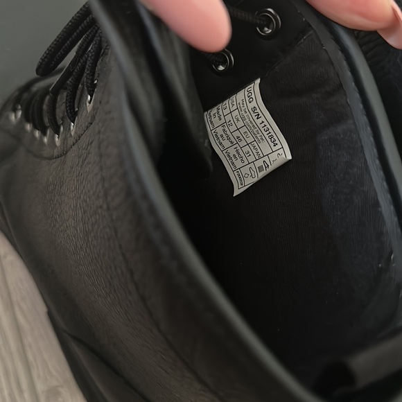 Ugg Skyview Service men boots NWOT discontinued waterproof leather boots size 13 - Picture 8 of 11